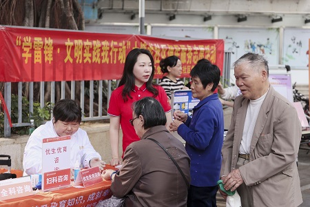 深圳怡康婦產醫院攜手大塘龍社區開展公益義診活動